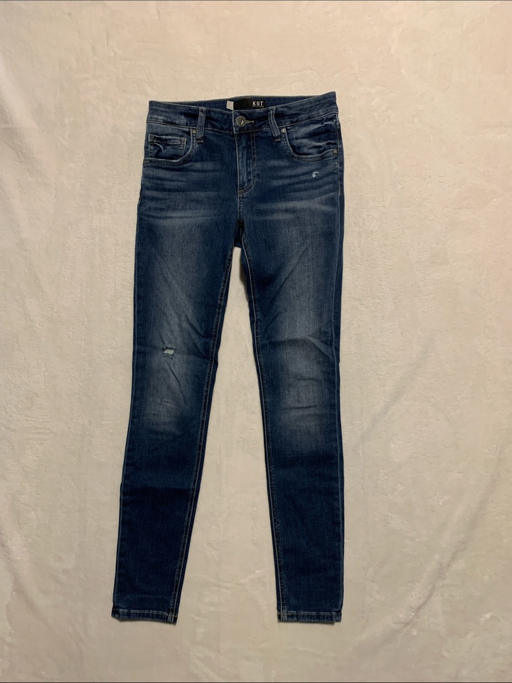 KUT from the Kloth MIA toothpick Skinny Jeans distressed size 4
